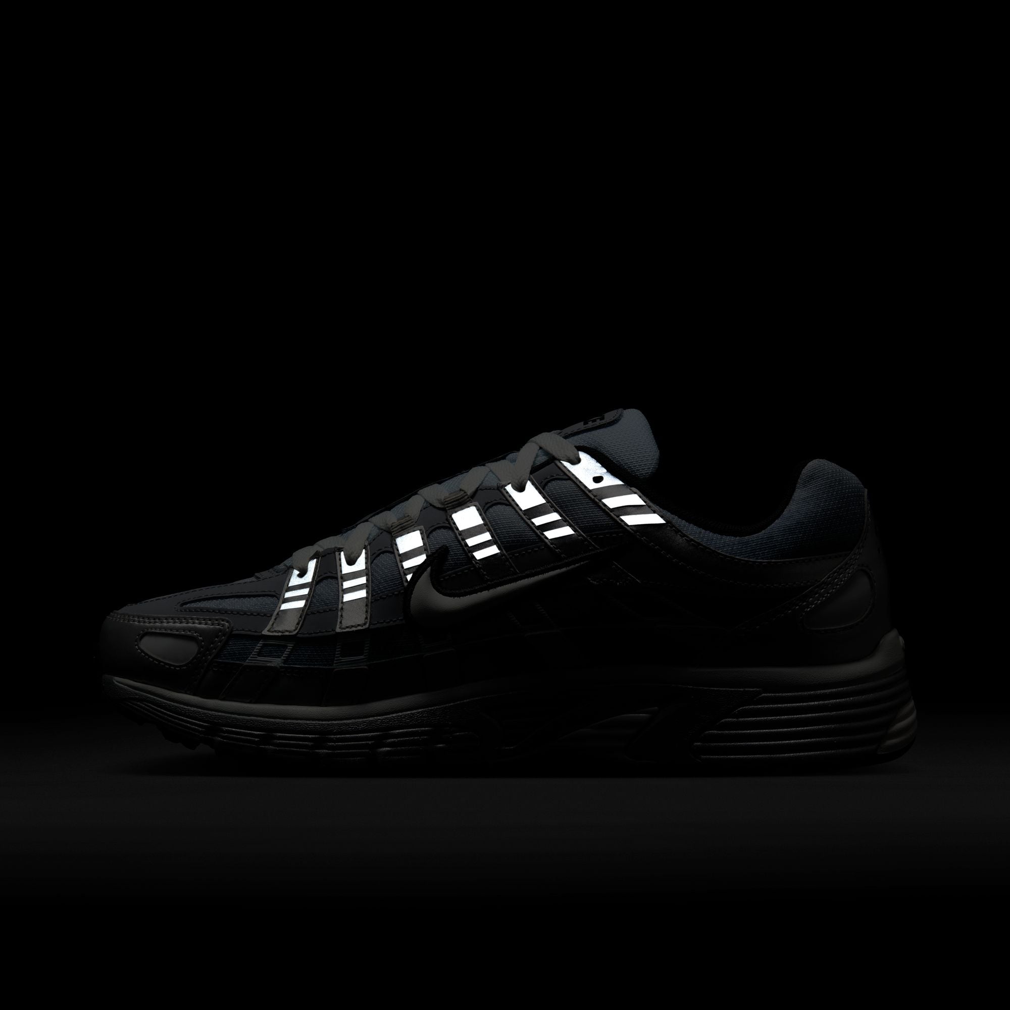 M Nike P-6000 IH4465-095