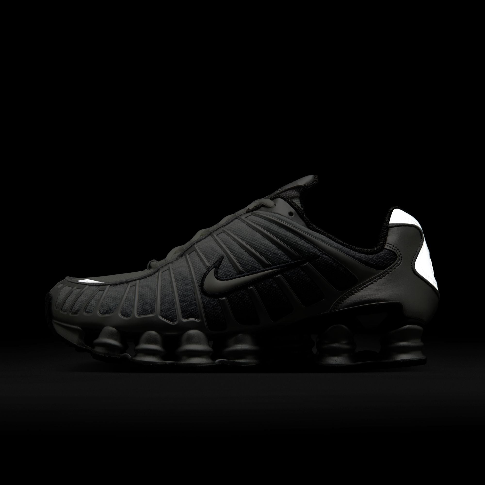 M Nike Shox TL IH4466-095