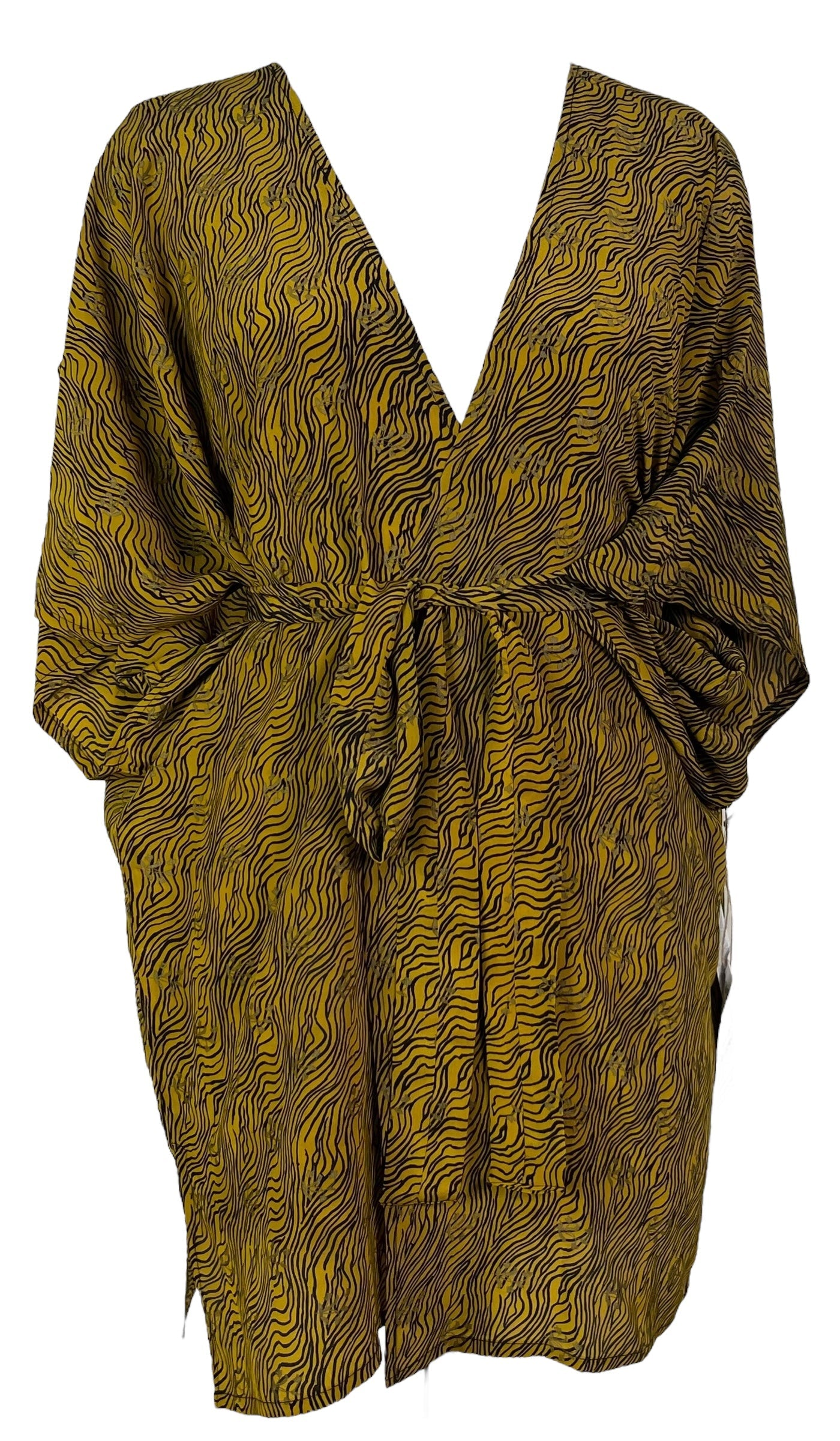 PRC6925 Avatar Pure Silk Kimono-Sleeved Jacket with Belt