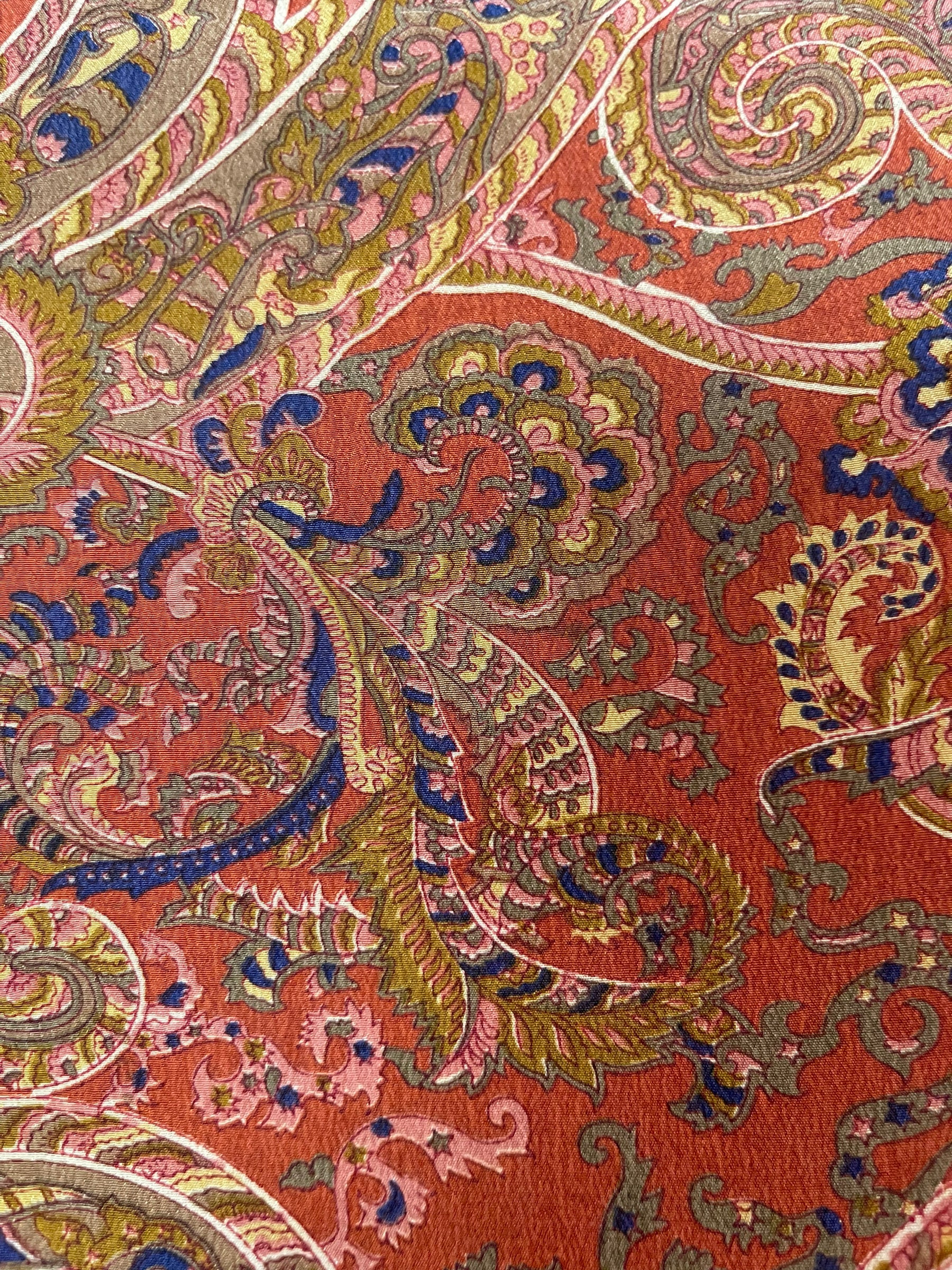 FINAL SALE PRC5806 Avatar Pure Silk Side Slit Top