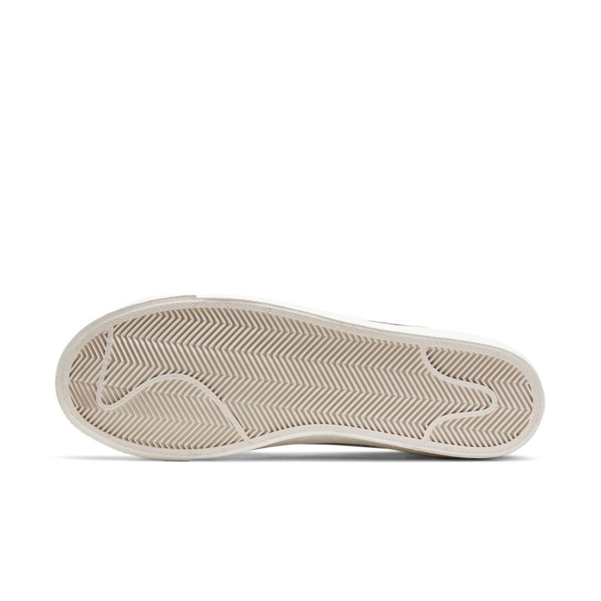 M Nike Blazer Mid '77 Vintage BQ6806-002