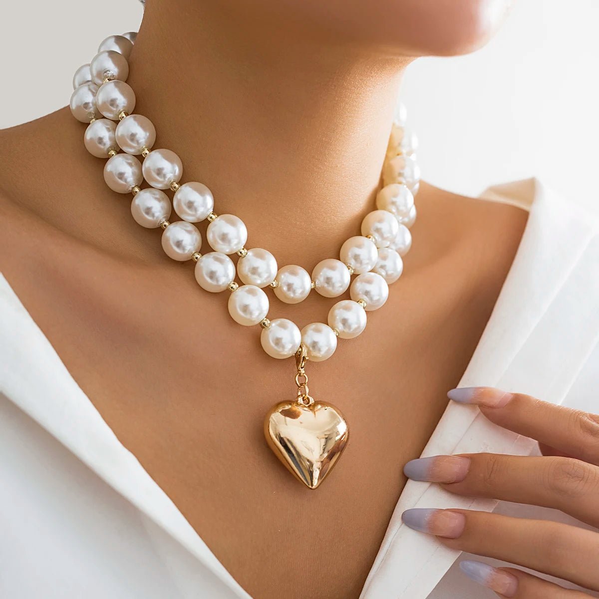 Bold Pearl Necklace with Gold Heart Pendant – Layered Design, Adjustable Length