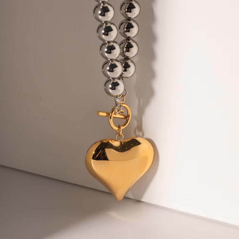 Chunky Bead Heart Pendant Necklace – Waterproof and Hypoallergenic Stainless Steel with 18k Gold Accent