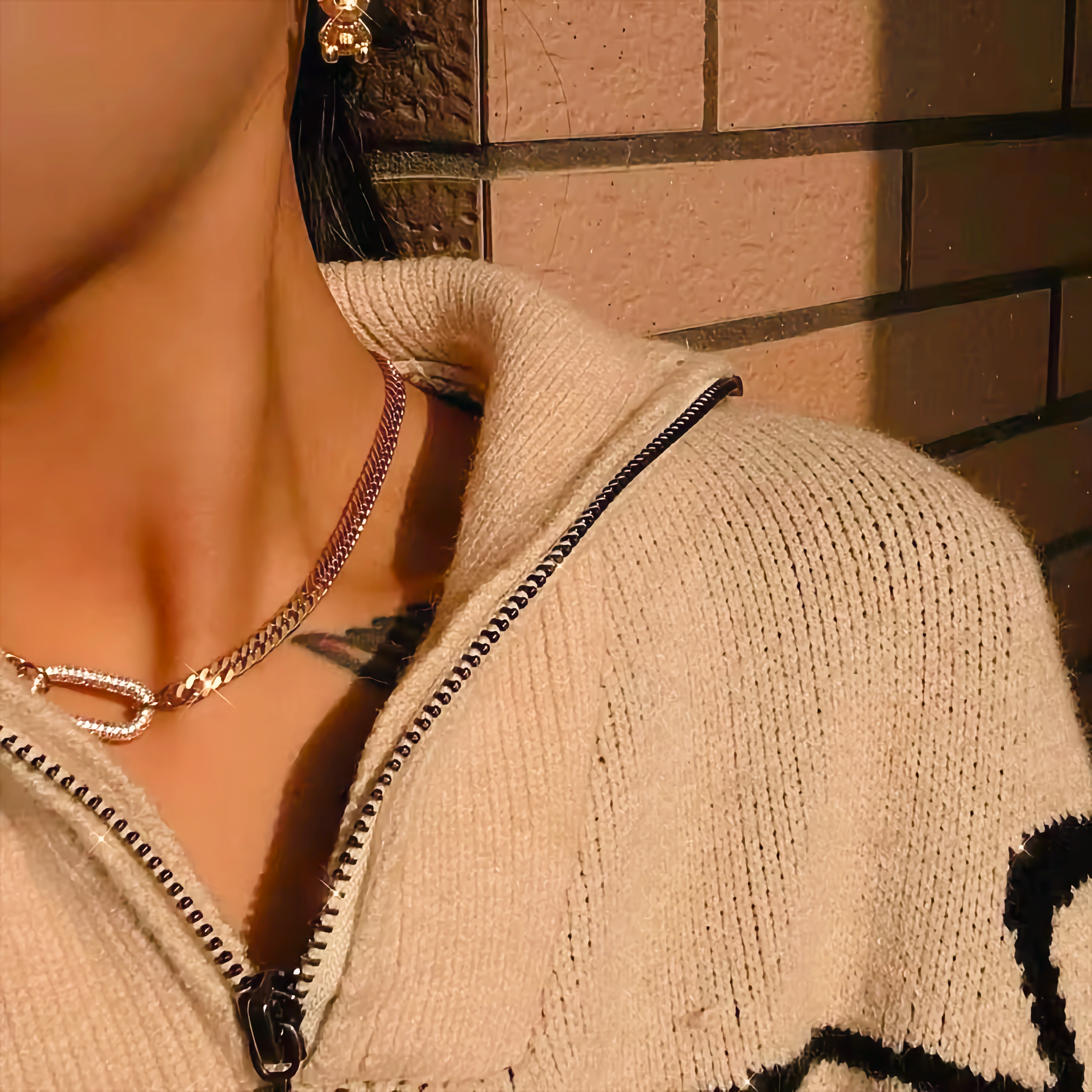 Chunky Diamond Accent Choker Necklace – Waterproof and Hypoallergenic Gold-Plated Design