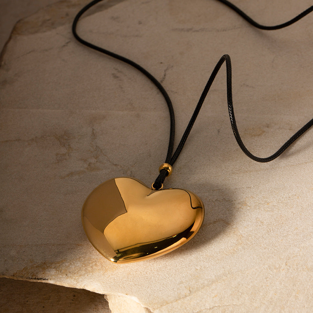Chunky Gold Heart Pendant Necklace with Black Rope – Hypoallergenic and Waterproof Statement Jewelry for Women