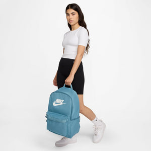 Nike Heritage DC4244-006