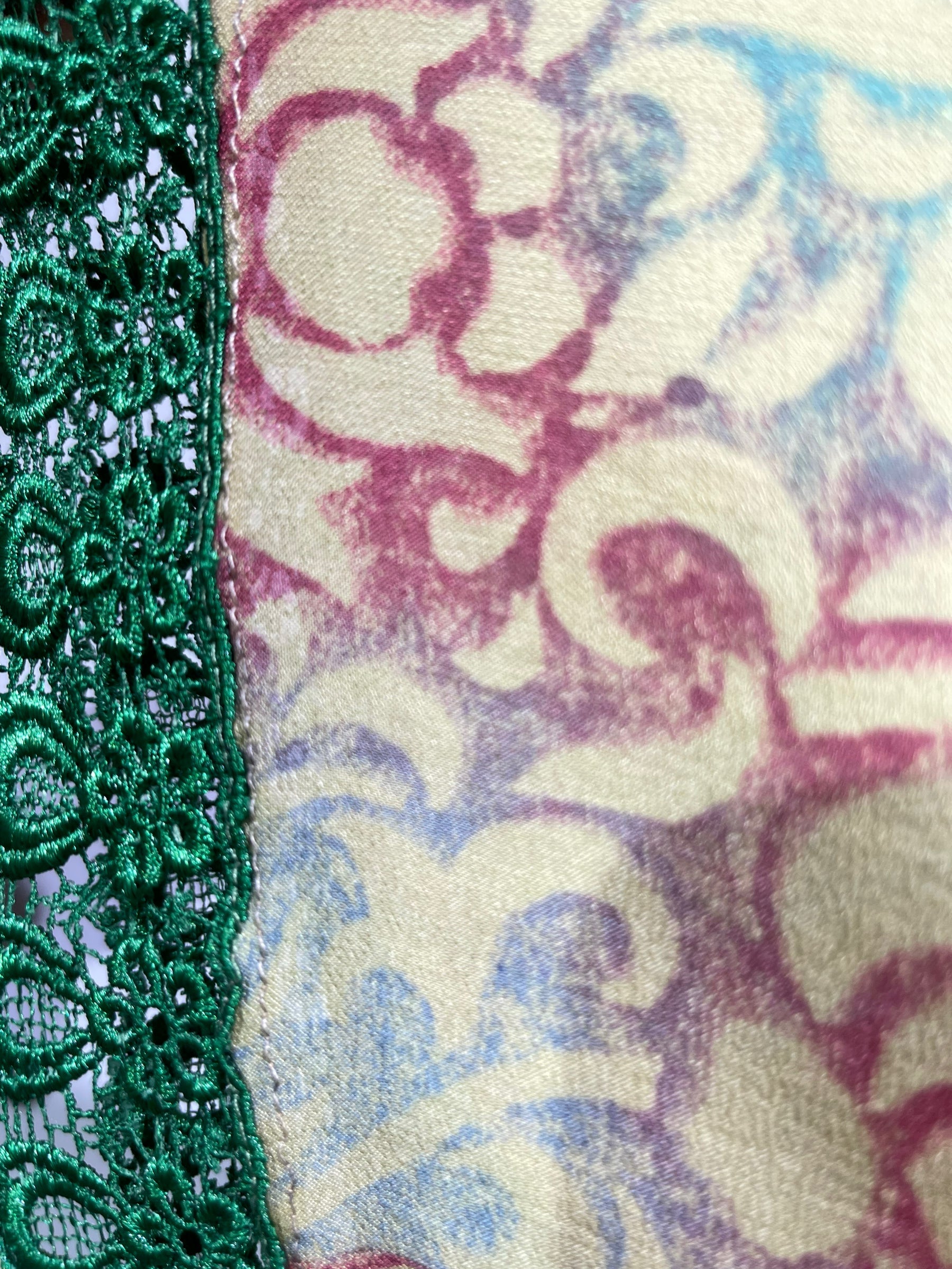 FINAL SALE PRC2014A  Avatar Pure Silk Boxy Top