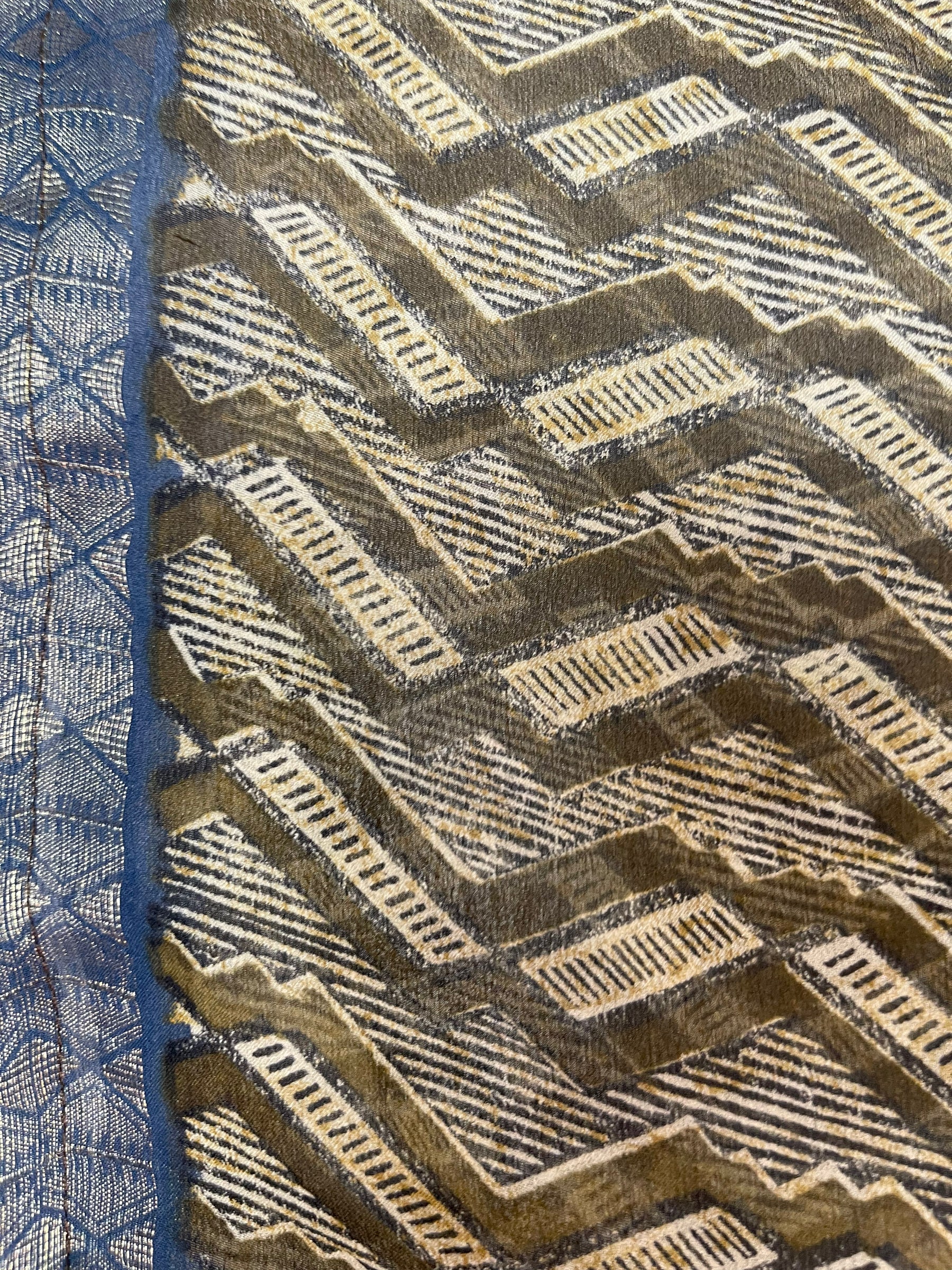 FINAL SALE PRG5821 Sheer Avatar Pure Silk Side Slit Top