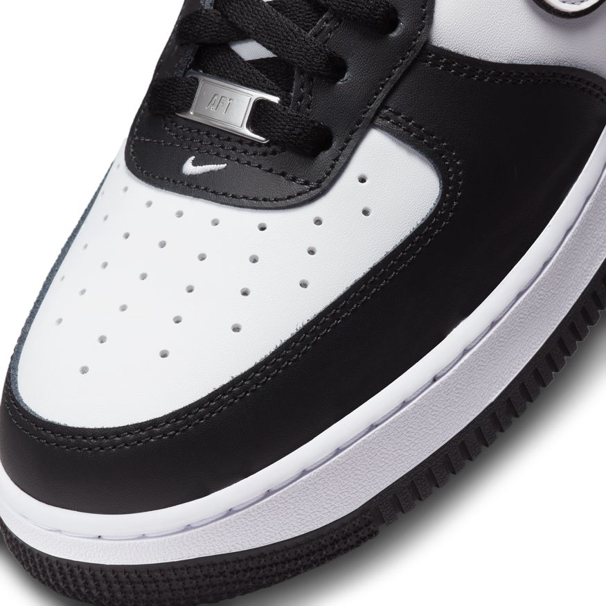 M Nike Air Force 1 '07 DV0788-001