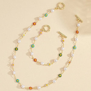 Dainty Floral Pearls Necklace and Bracelet Set for Women – Elegant Spring Jewelry with Natural and Heart Shaped Pearls