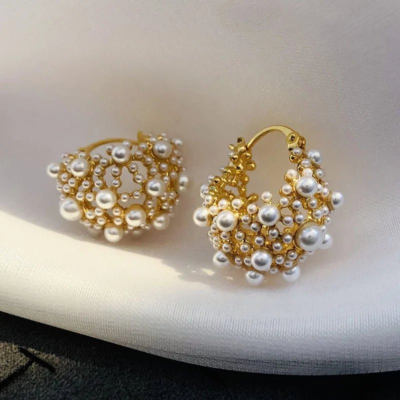 Dainty Pearl Hoop Earrings – Elegant Statement Jewelry in Gold or Silver – Stainless Steel and Copper Design