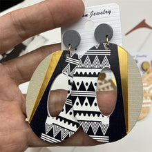 Load image into Gallery viewer, Jewelry Vintage Indian Jewelry Ancient Wood Earrings Fashion
