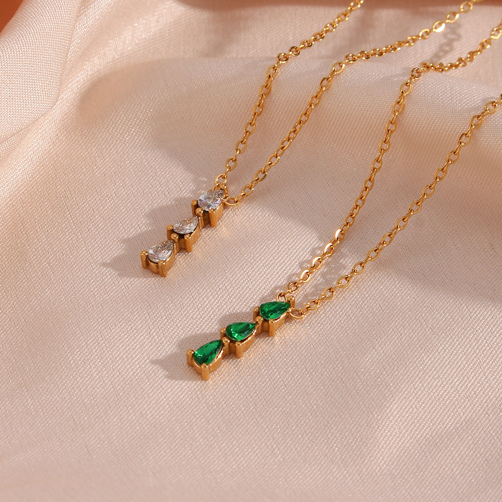 Elegant 18K Gold-Plated Necklace with Teardrop Diamond Simulants – Waterproof and Hypoallergenic