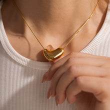 Load image into Gallery viewer, Elegant 18k Gold-Plated Necklace for Women - Adjustable Gold Chain Jewelry for Any Occasion
