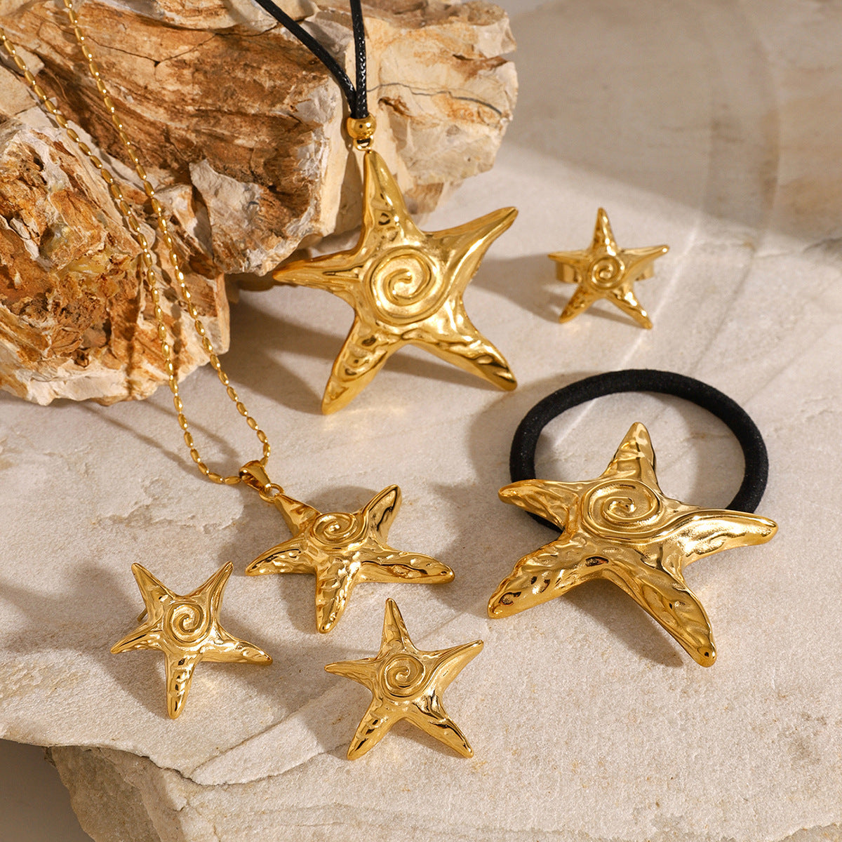 Elegant 18k Gold-Plated Pony Cuff with Starfish Design – Waterproof and Hypoallergenic