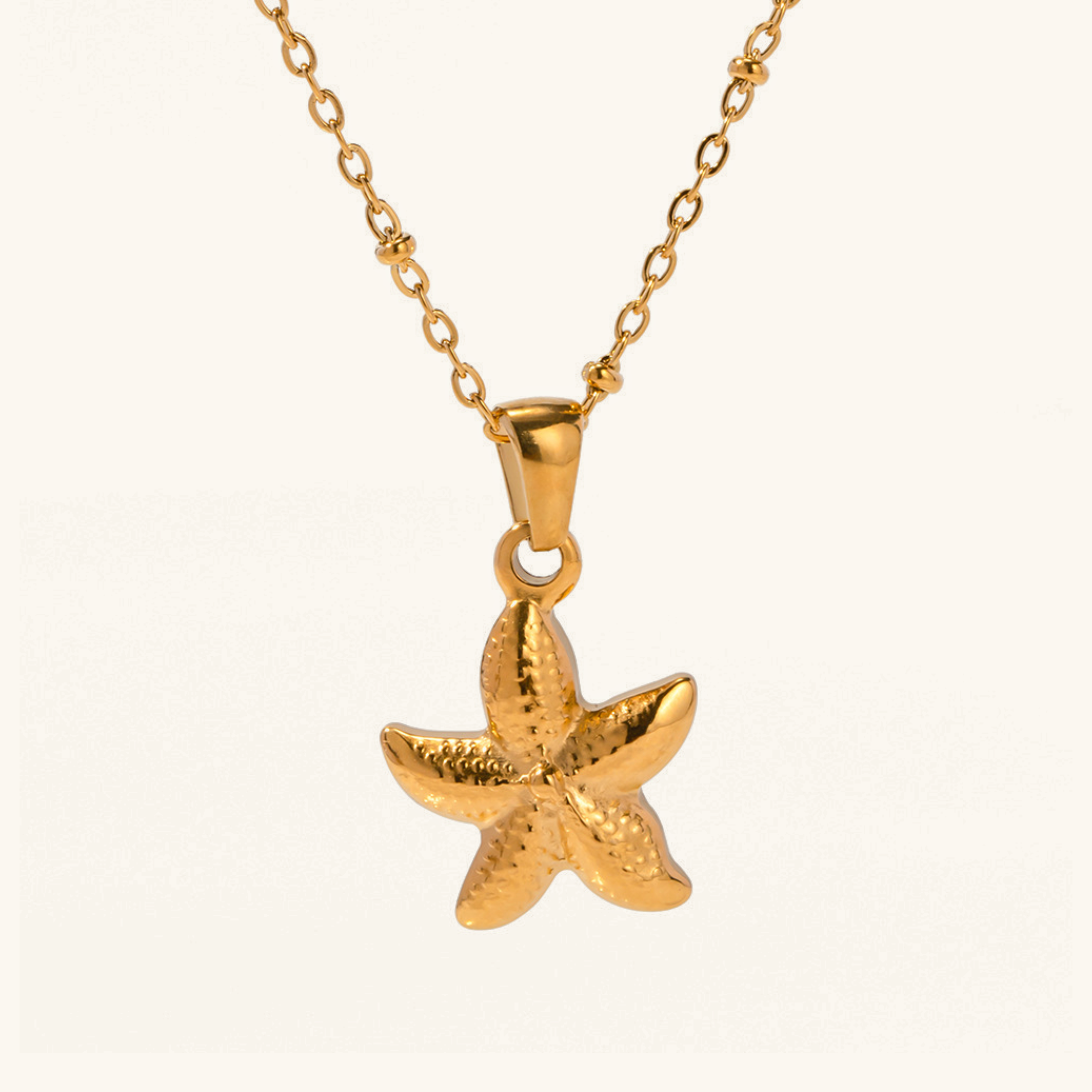 Elegant 18k Gold-Plated Starfish Pendant Necklace – Waterproof and Hypoallergenic Jewelry