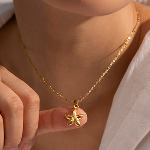 Elegant 18k Gold-Plated Starfish Pendant Necklace – Waterproof and Hypoallergenic Jewelry