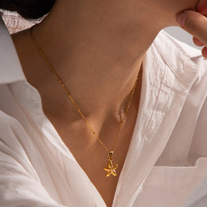Elegant 18k Gold-Plated Starfish Pendant Necklace – Waterproof and Hypoallergenic Jewelry