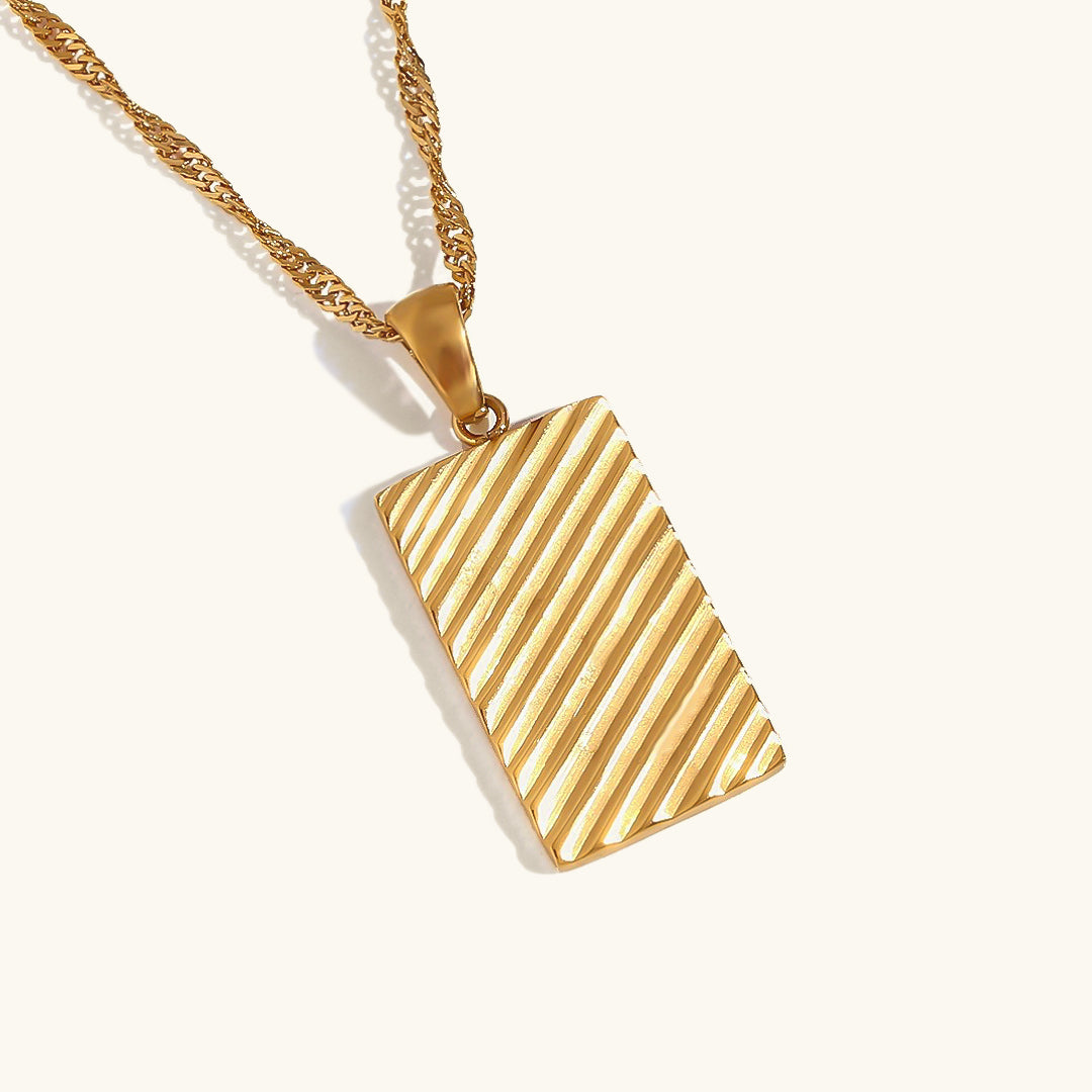 Elegant 18k Gold Necklace with Rectangular Pendant – Waterproof and Hypoallergenic