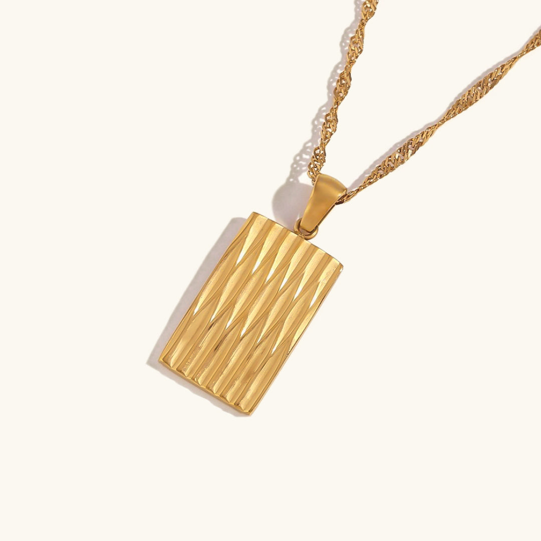 Elegant 18k Gold Necklace with Rectangular Pendant – Waterproof and Hypoallergenic