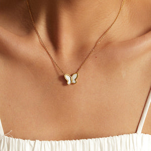 Elegant Butterfly Pendant Necklace with Mother of Pearl and Freshwater Pearls – Hypoallergenic Gold-Plated Jewelry for Women
