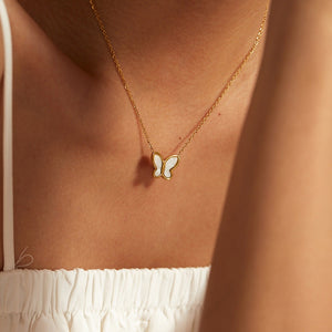Elegant Butterfly Pendant Necklace with Mother of Pearl and Freshwater Pearls – Hypoallergenic Gold-Plated Jewelry for Women