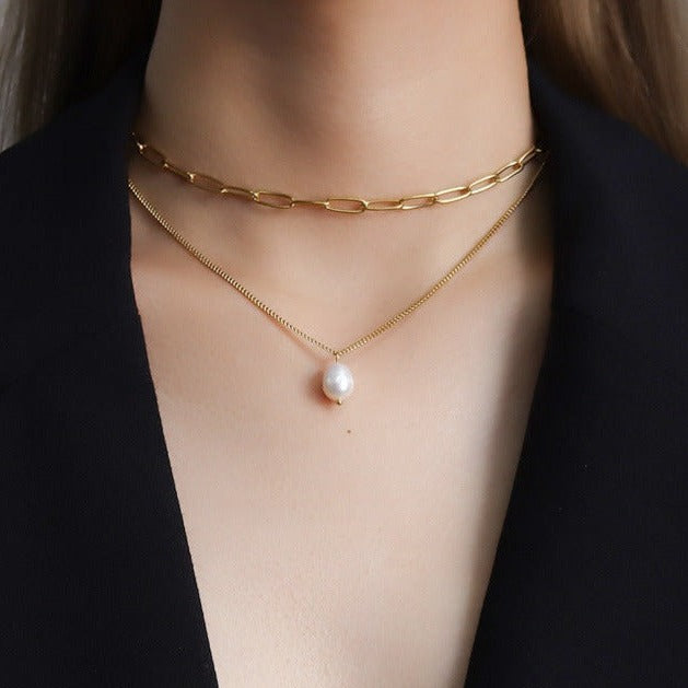 Elegant Freshwater Pearl Necklace with 18k Gold-Plated Paperclip Chain – Waterproof and Hypoallergenic Design for Women