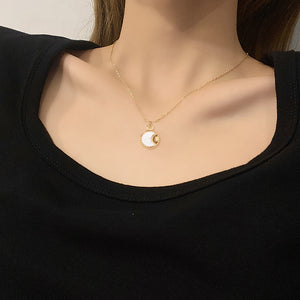 Elegant Freshwater Pearl Necklace with Geometric Pendant – Hypoallergenic Gold-Plated Jewelry for Women