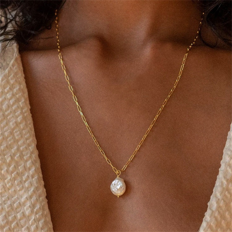 Elegant Freshwater Pearl Necklace with Waterproof Gold Chain – 17 Inches Long, Hypoallergenic and Eco-Friendly