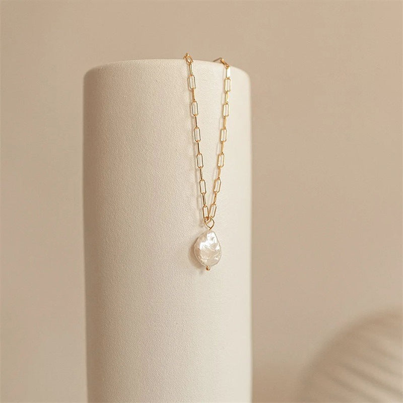 Elegant Freshwater Pearl Necklace with Waterproof Gold Chain – 17 Inches Long, Hypoallergenic and Eco-Friendly