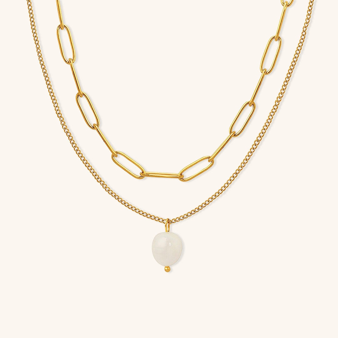 Elegant Freshwater Pearl Necklace with Waterproof Gold Chains – Hypoallergenic and Stylish Accessory