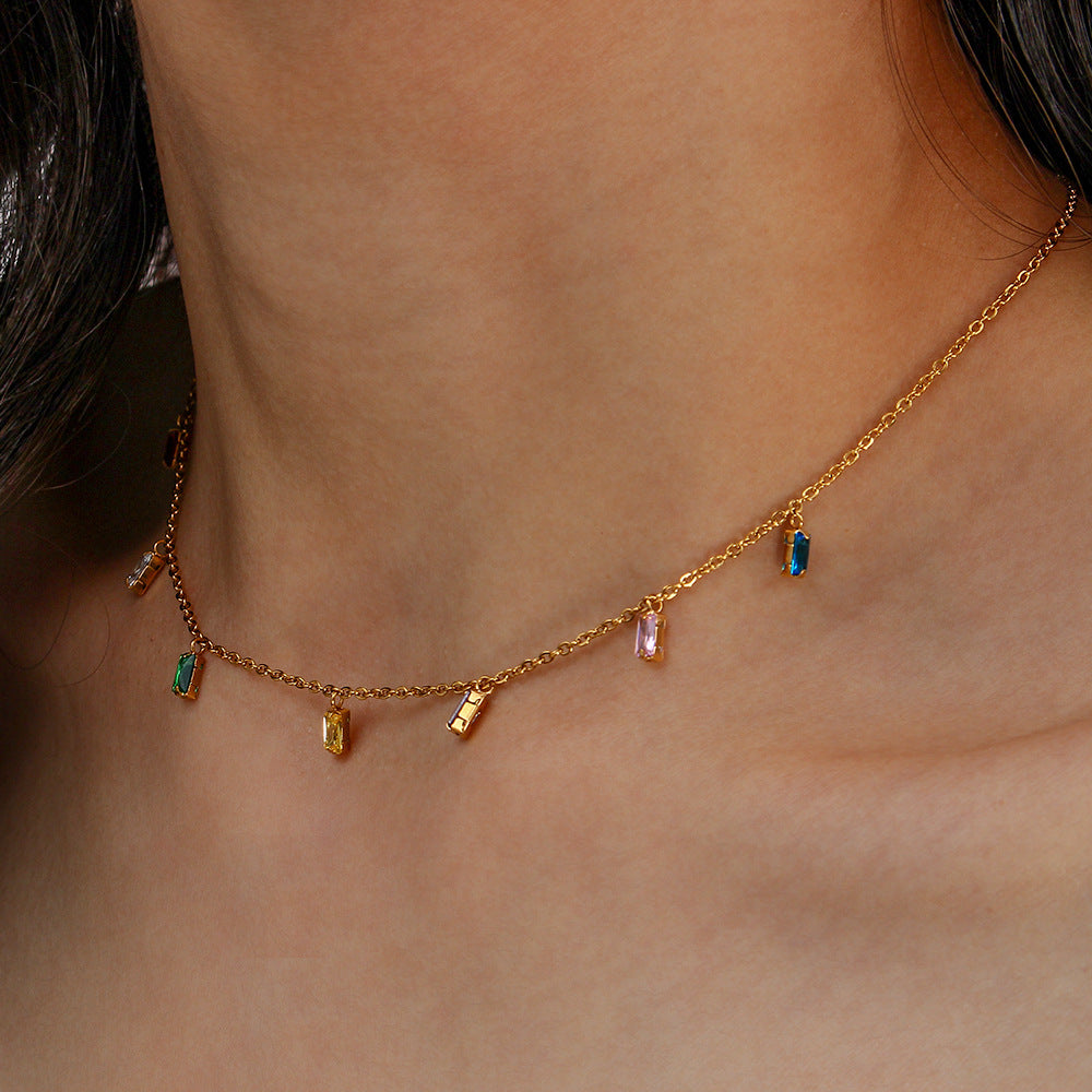 Elegant Gold-Plated Gemstone Necklace with Adjustable Length – Hypoallergenic and Water-Resistant