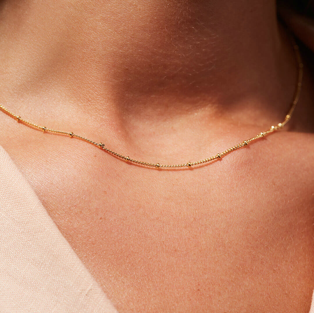 Elegant Gold Chain Necklace with Delicate Beads – 18k Gold-Plated Stainless Steel