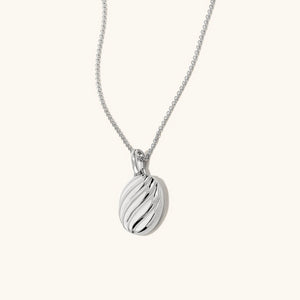 Elegant Gold Croissant Necklace with Adjustable Chain – Hypoallergenic Stainless Steel-Plated Jewelry
