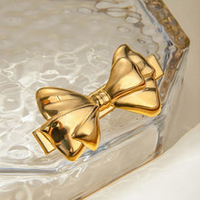 Load image into Gallery viewer, Elegant Gold Hair Clip with Classic Bow Design – Hypoallergenic and Durable Accessory
