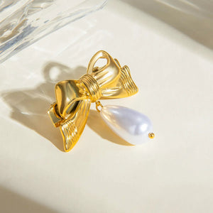Elegant Gold Hair Clip with Freshwater Pearl - Waterproof, Hypoallergenic Accessory for Women
