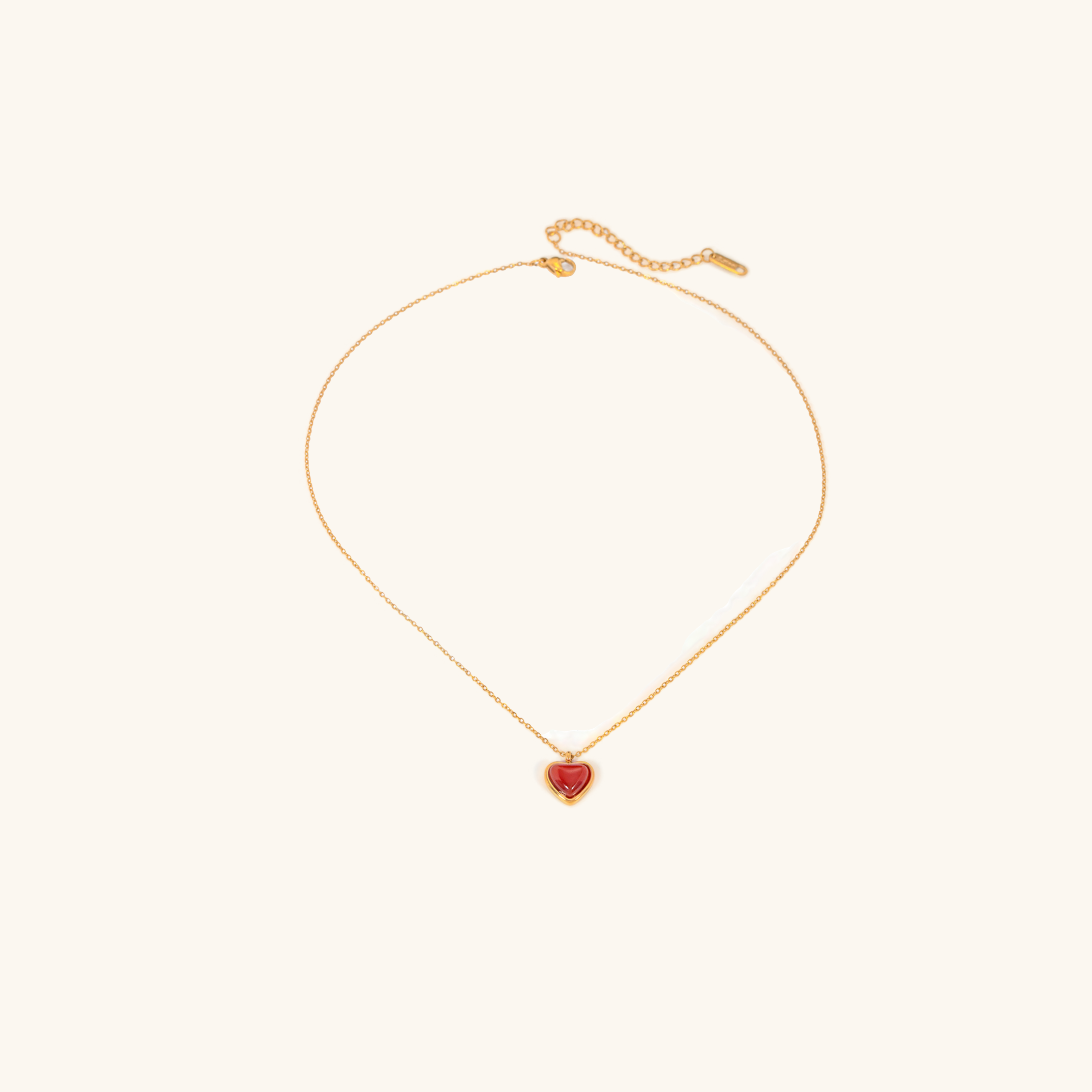 Elegant Gold Heart Necklace with 18k Gold Chain – Minimalist Design for Layering, Hypoallergenic and Water Resistant