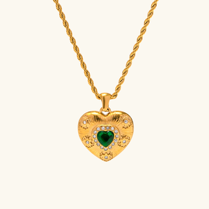 Elegant Gold Heart Necklace with Diamond Simulants and Emerald Centerpiece – 18k Gold-Plated Stainless Steel Jewelry