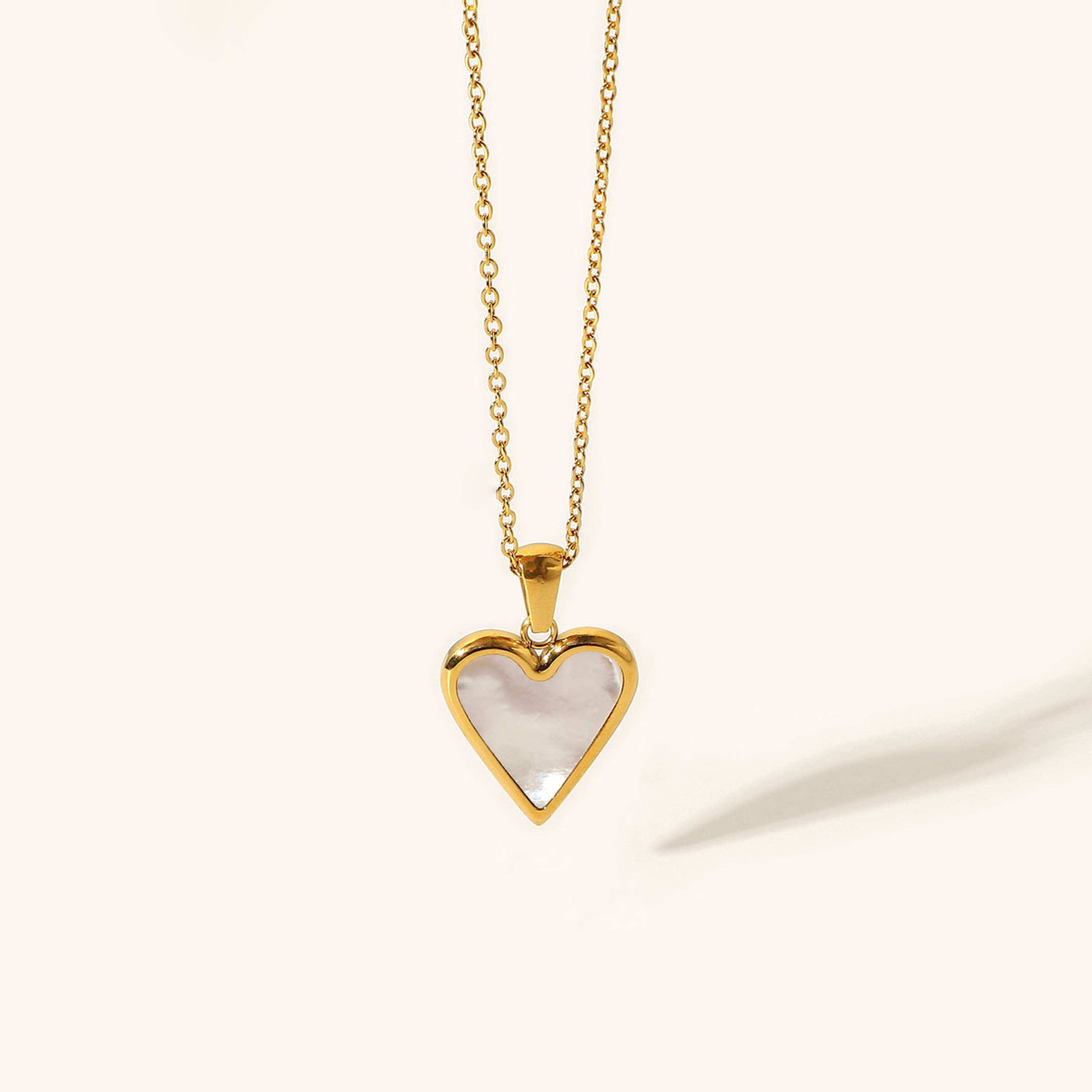 Elegant Gold Heart Pendant Necklace – Waterproof, Hypoallergenic Jewelry for Women, 18-Inch Adjustable Chain