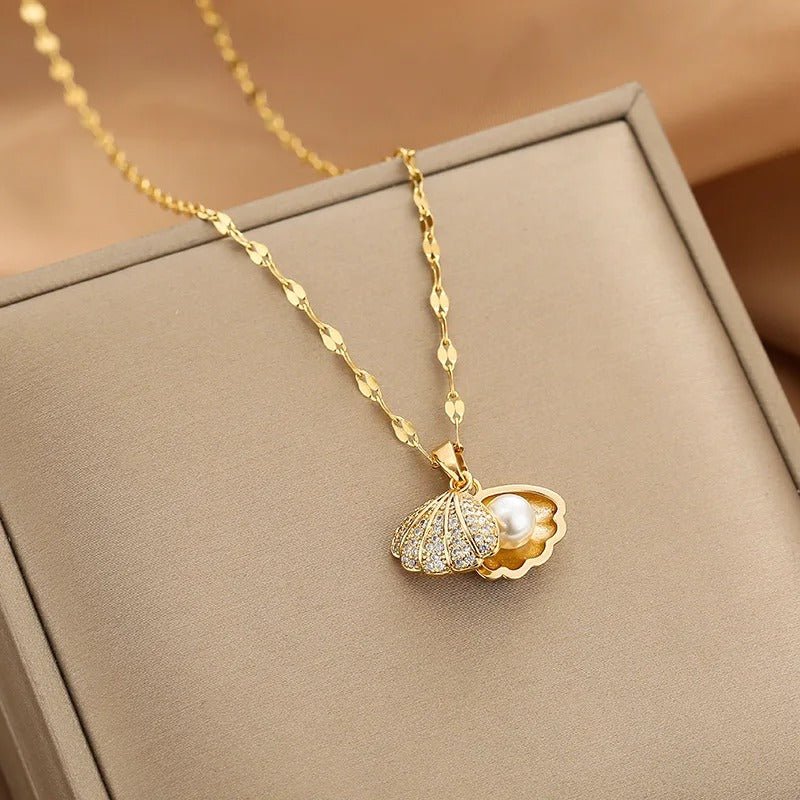 Elegant Gold Necklace with Zircon Accents – Adjustable Dainty Jewelry for Women