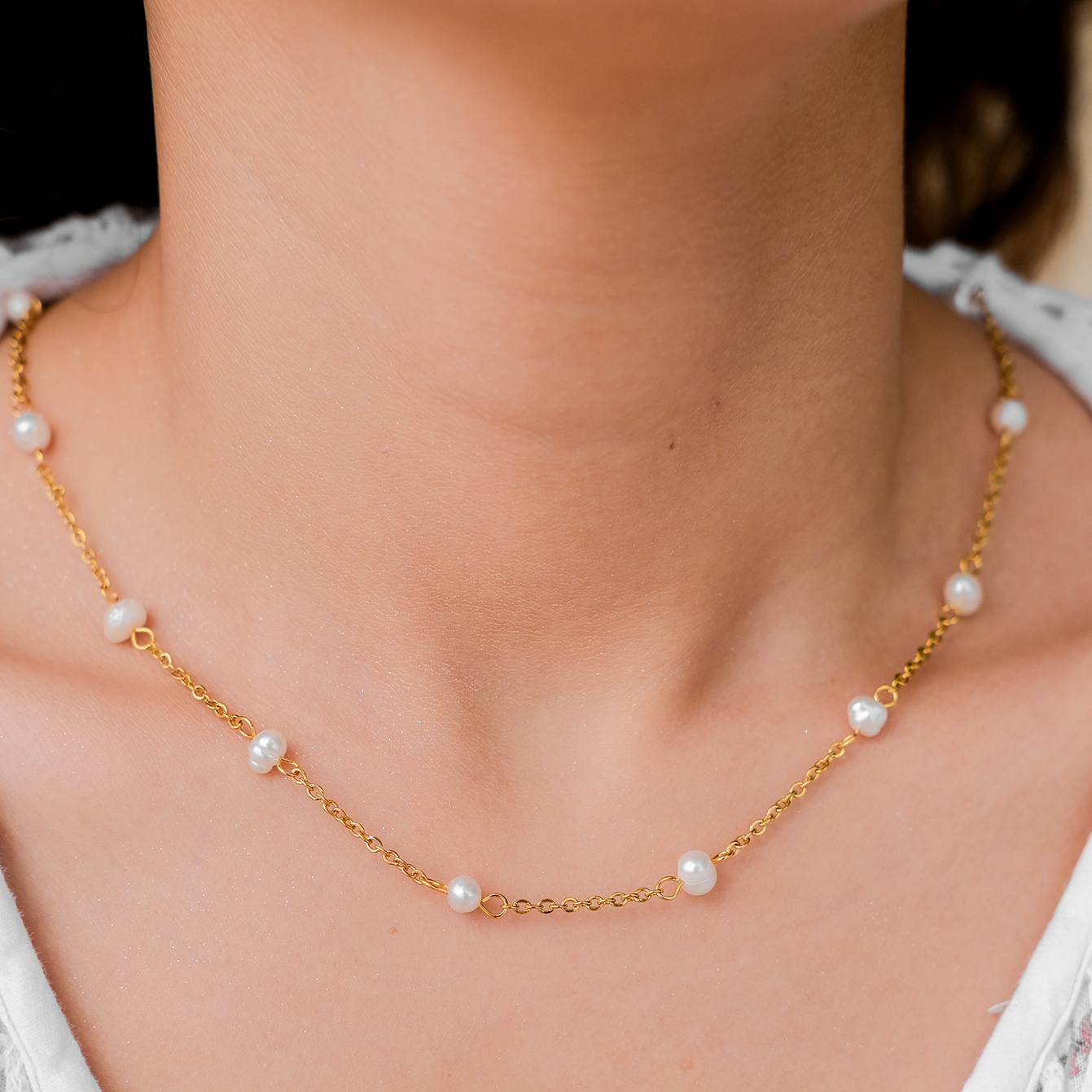Elegant Gold Pearl Necklace with Freshwater Pearls – 18k Gold Plated, Hypoallergenic, 18-Inch Length