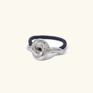 Elegant Knotted Pony Cuff Hair Accessory in Polished Gold – Waterproof Hypoallergenic Stainless Steel Design