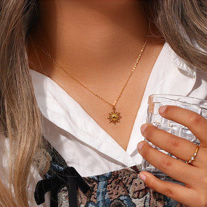 Elegant Sun Necklace in 18K Gold Finish – Hypoallergenic Stainless Steel Jewelry