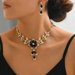 Floral Black and Gold Diamond Necklace and Earring Set – Elegant Jewelry Collection