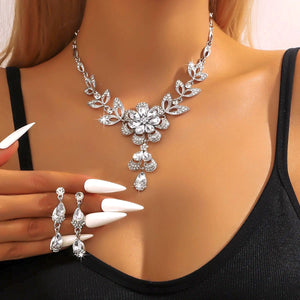 Floral Black and Gold Diamond Necklace and Earring Set – Elegant Jewelry Collection