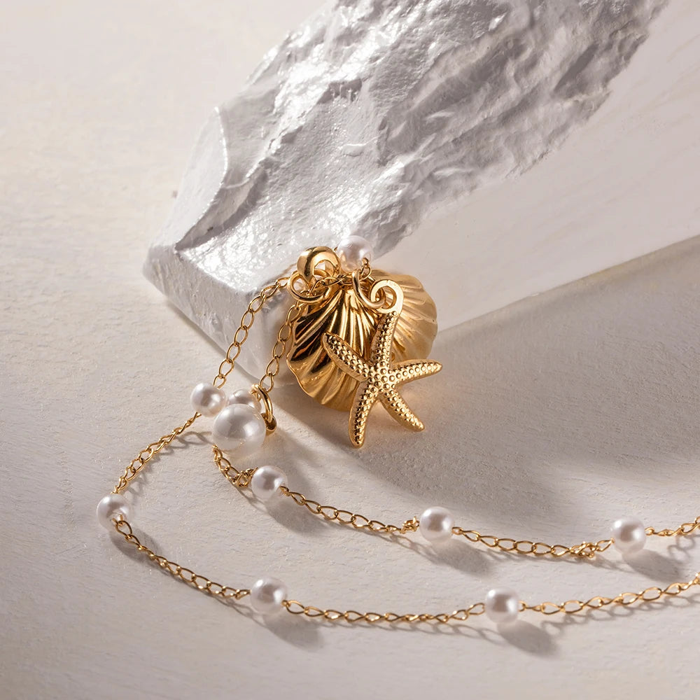Freshwater Pearl Necklace with Sea Shell and Starfish Pendants – 18k Gold-Plated Coastal Jewelry for Women