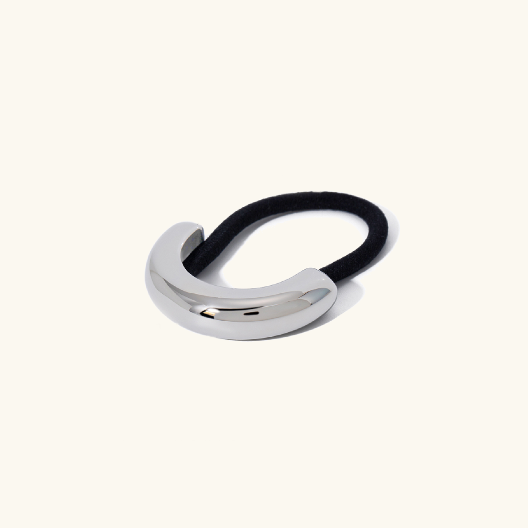 Glossy Arch Pony Cuff Hair Accessory – Minimalist Gold Band, Waterproof, Hypoallergenic, Lightweight Design