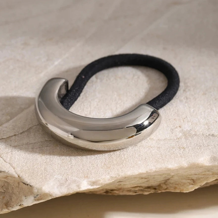 Glossy Arch Pony Cuff Hair Accessory – Minimalist Gold Band, Waterproof, Hypoallergenic, Lightweight Design