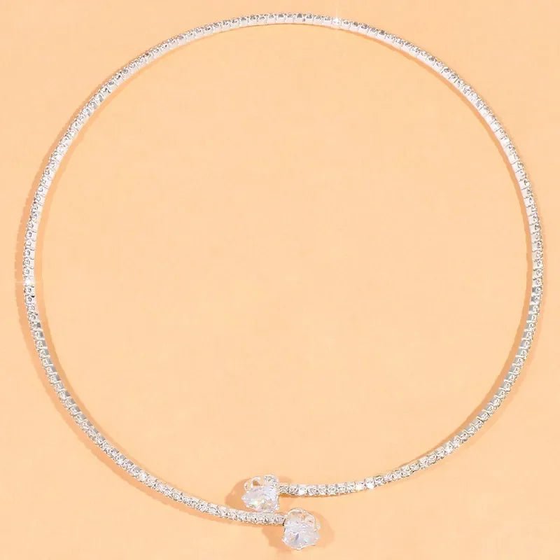 Gold Choker Necklace with Diamond Heart Design – Adjustable Open Cuff for Women, Elegant Statement Jewelry