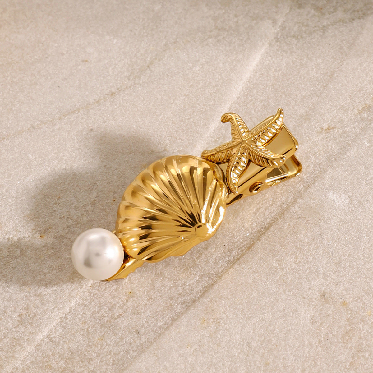 Gold Hair Clip with Freshwater Pearl and Seashell Design – Hypoallergenic, Waterproof, Ocean-Inspired Women's Hair Accessory
